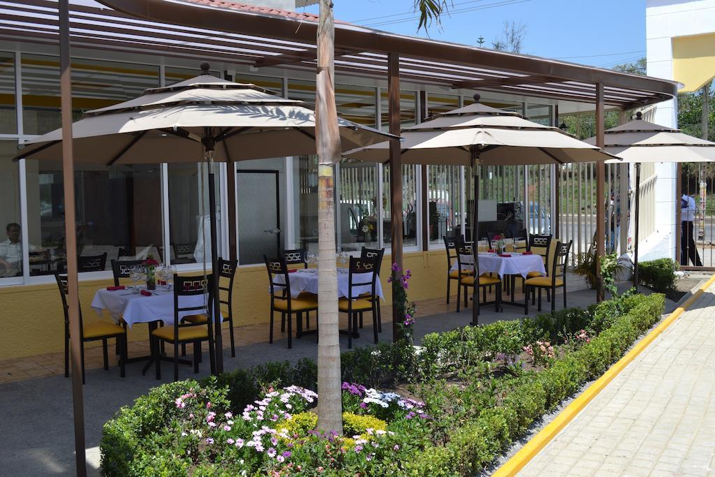 Hotel Casablanca Xicotepec Xicotepec de Juarez ภายนอก รูปภาพ